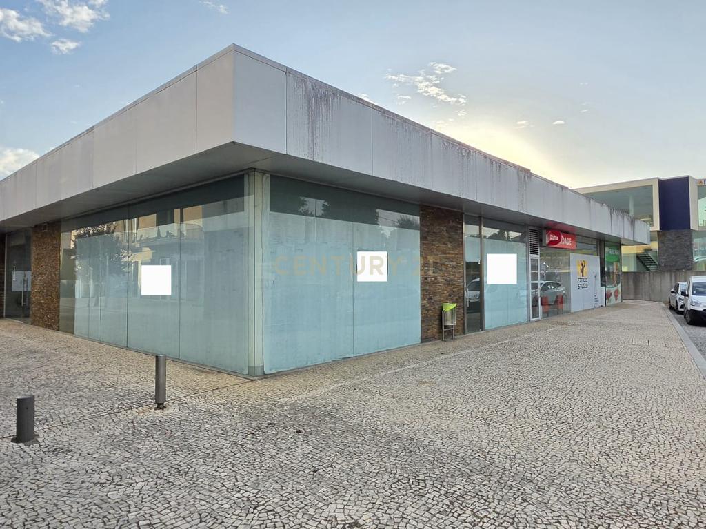 Loja para Arrendamento – Viatodos, Barcelos - Image 2