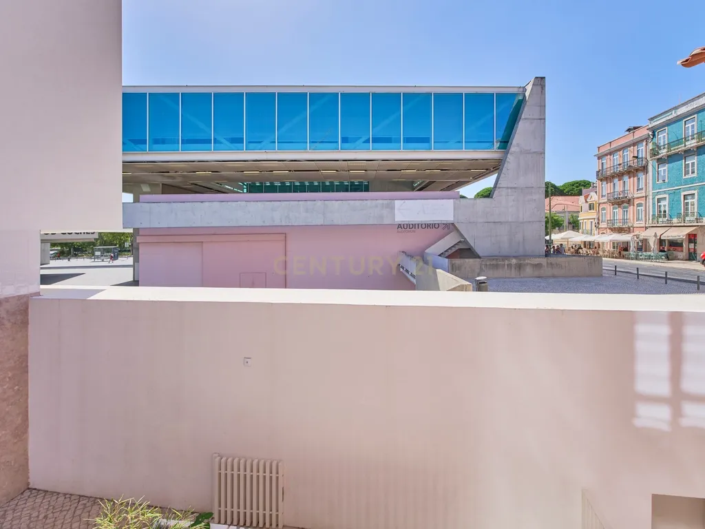 Loja com 155m2 na Villa dos Coches, Belém, Lisboa - Image 9