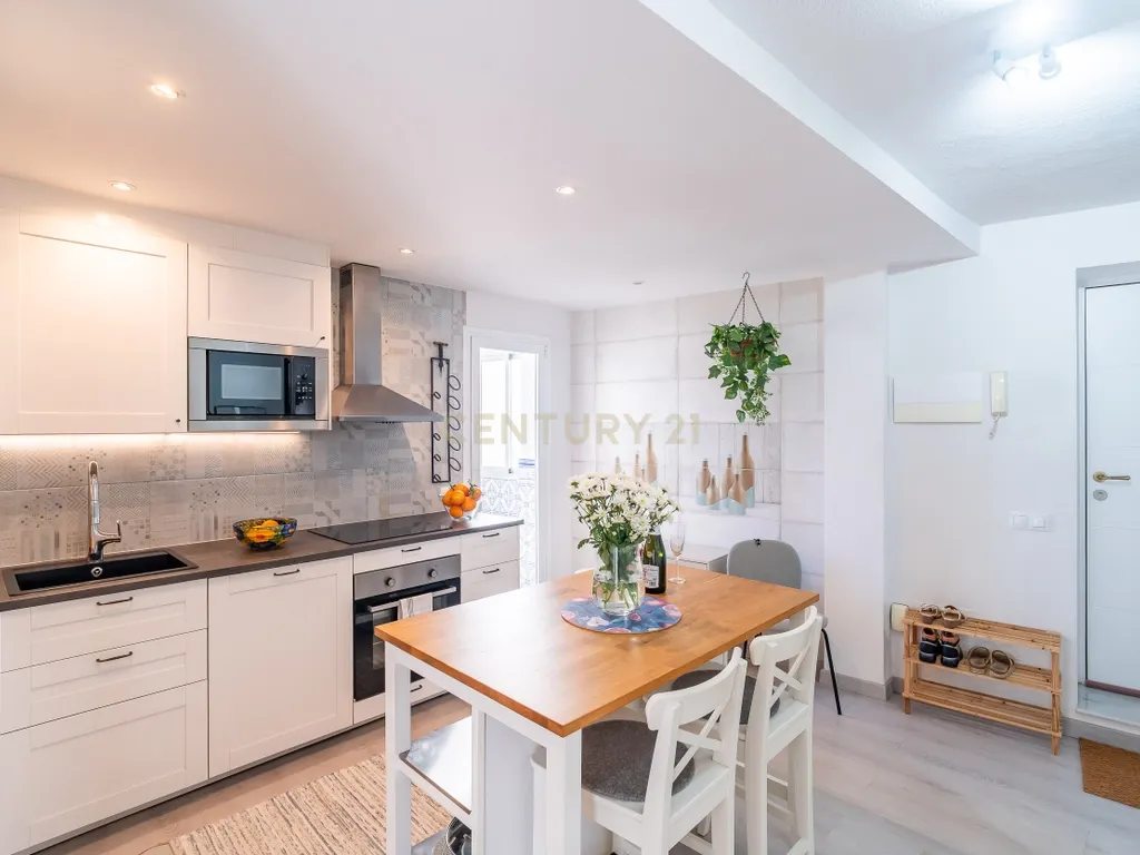 Apartamento Luminoso com Terraço Privativo na Cobertura no Coração de Marbella - Image 19