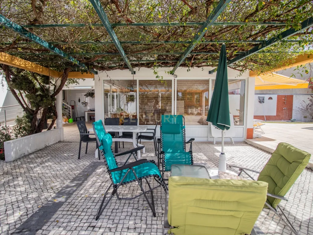 Moradia térrea T3+T0 com piscina, garagem e terreno com 2.257 m², no Ervedal, em Quiaios - Image 48