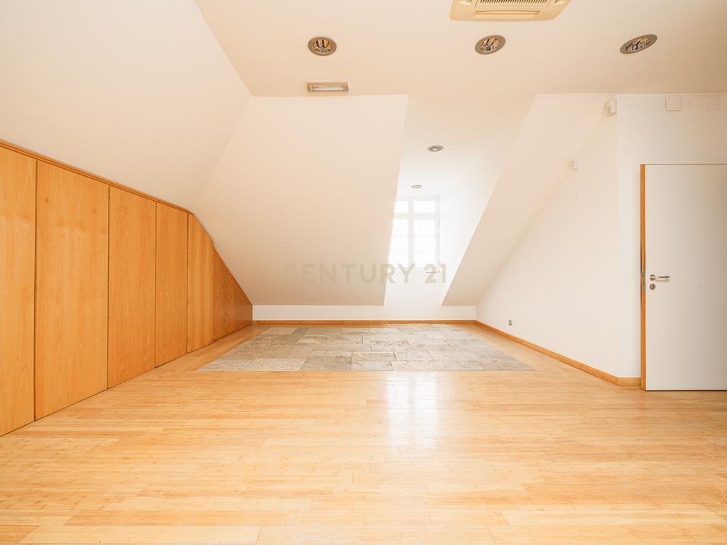 Palacete Chatillon – Um Ícone no Coração de Setúbal - Image 45