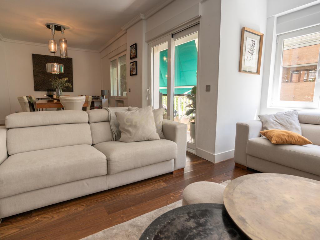 Apartamento Exclusivo com Terraço no Coração do Bairro de Salamanca – Zona Goya - Image 3