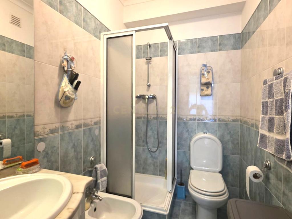 Apartamento T3 na Amora com ótimas áreas ( Novo periodo para visitas próxima 5 feira, de tarde,  dia 5 Junho 2025 - Image 13