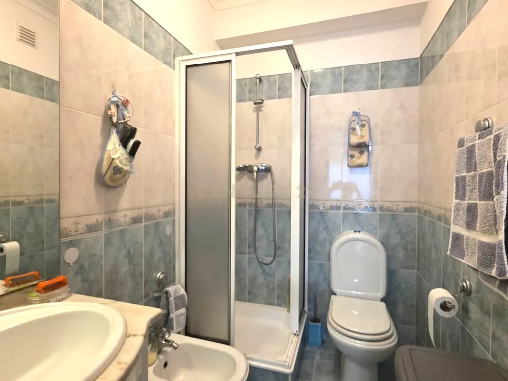 Apartamento T3 na Amora com ótimas áreas ( Novo periodo para visitas próxima 5 feira, de tarde, dia 5 Junho 2025 - Image 13