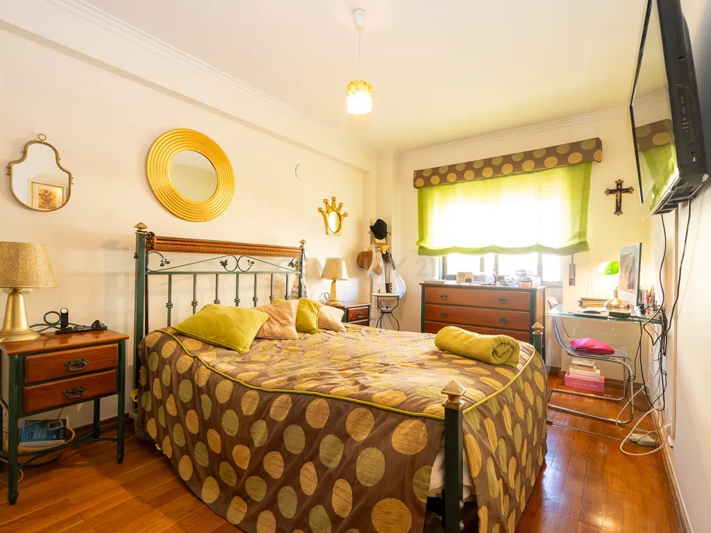 Apartamento T3 com Parqueamento – Quinta Nova, Odivelas - Image 18