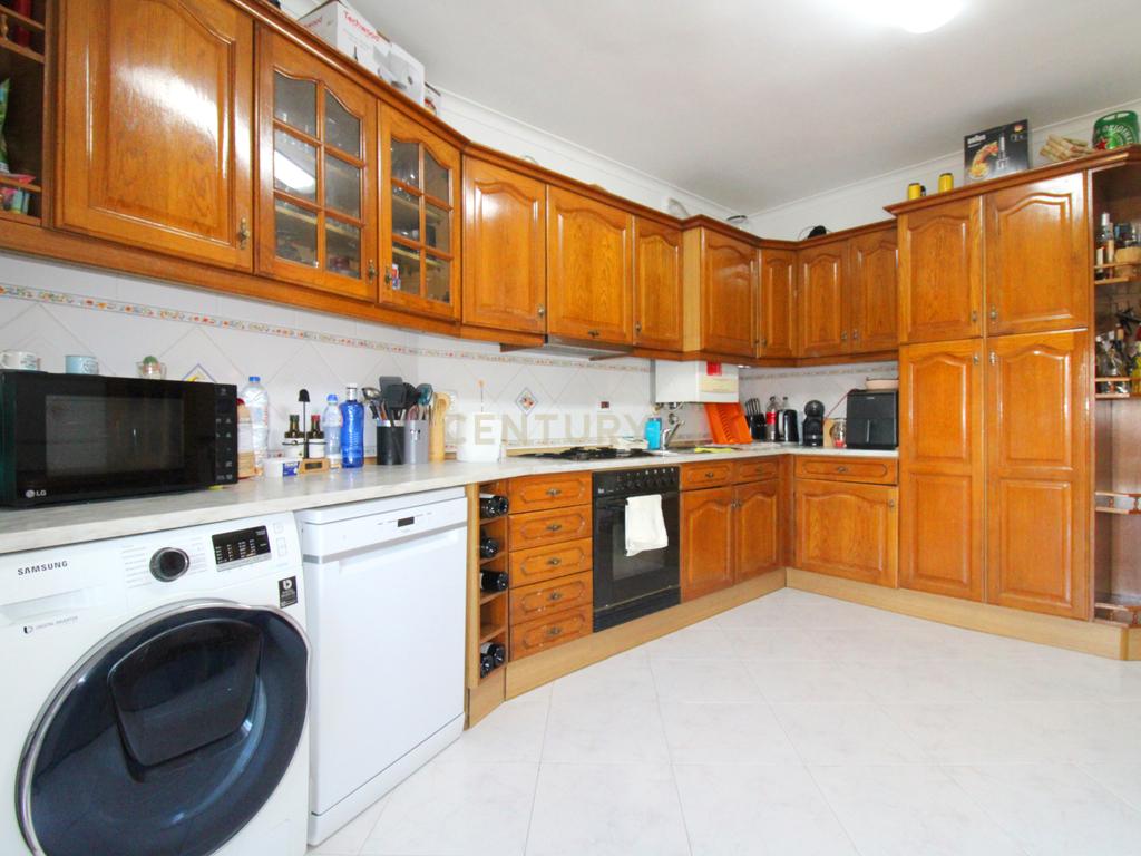 Apartamento T2 em Seixal - Oportunidade Única! - Image 18