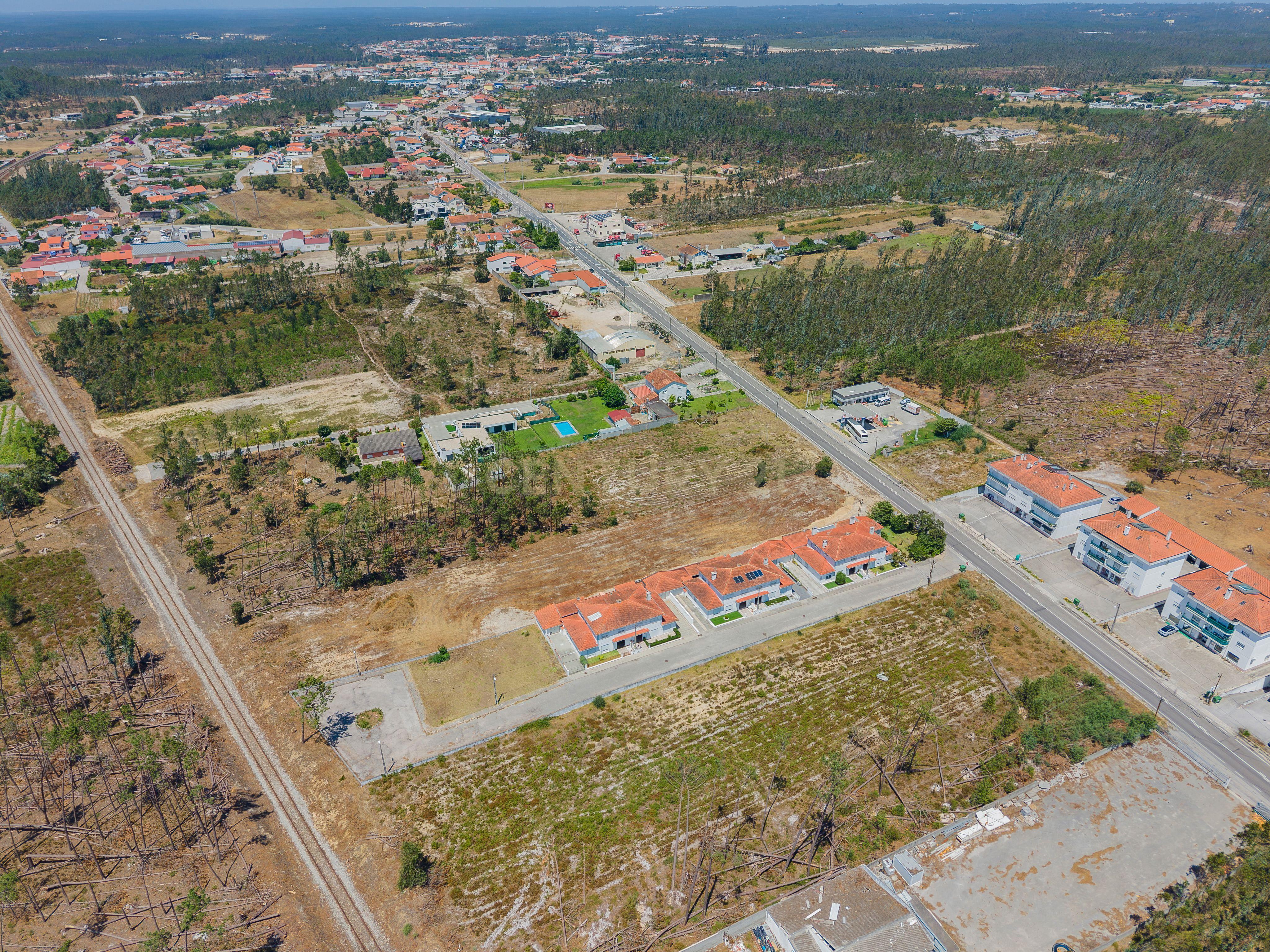 Fotografia 4 de OPORTUNIDADE DE INVESTIMENTO EM MONTE REDONDO!