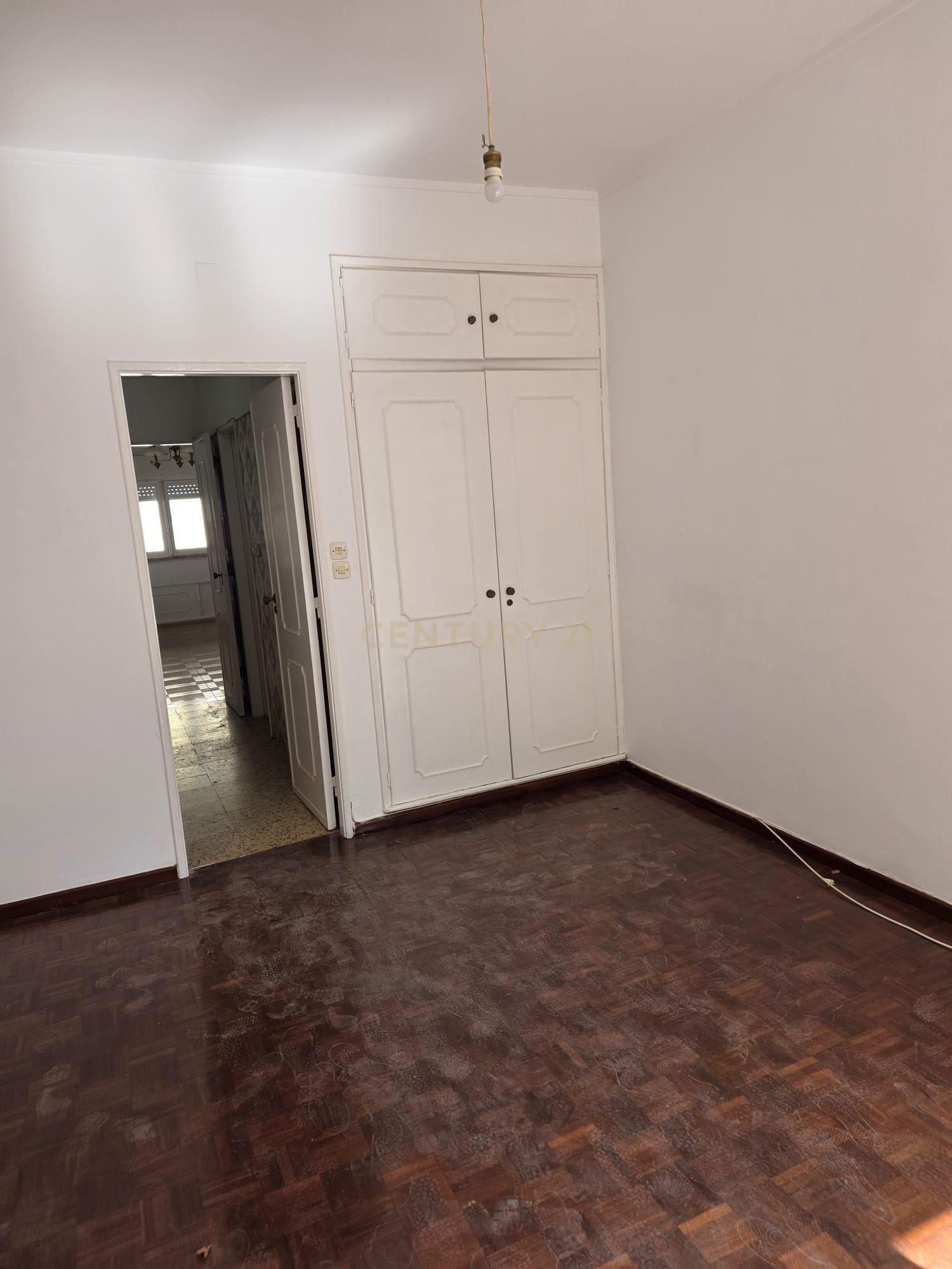 Fotografia 3 de Apartamento T1 em Queluz (Monte-Abraão)