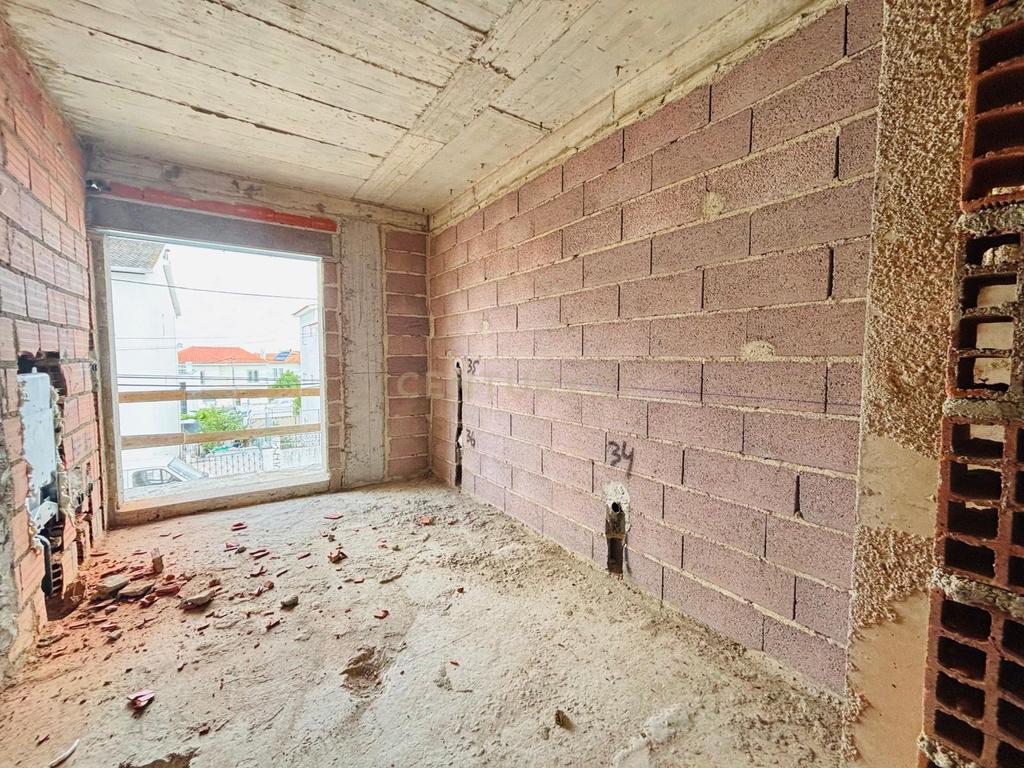 🏡 **Moradia T4 com piscina – Foros da Amora** - Image 43