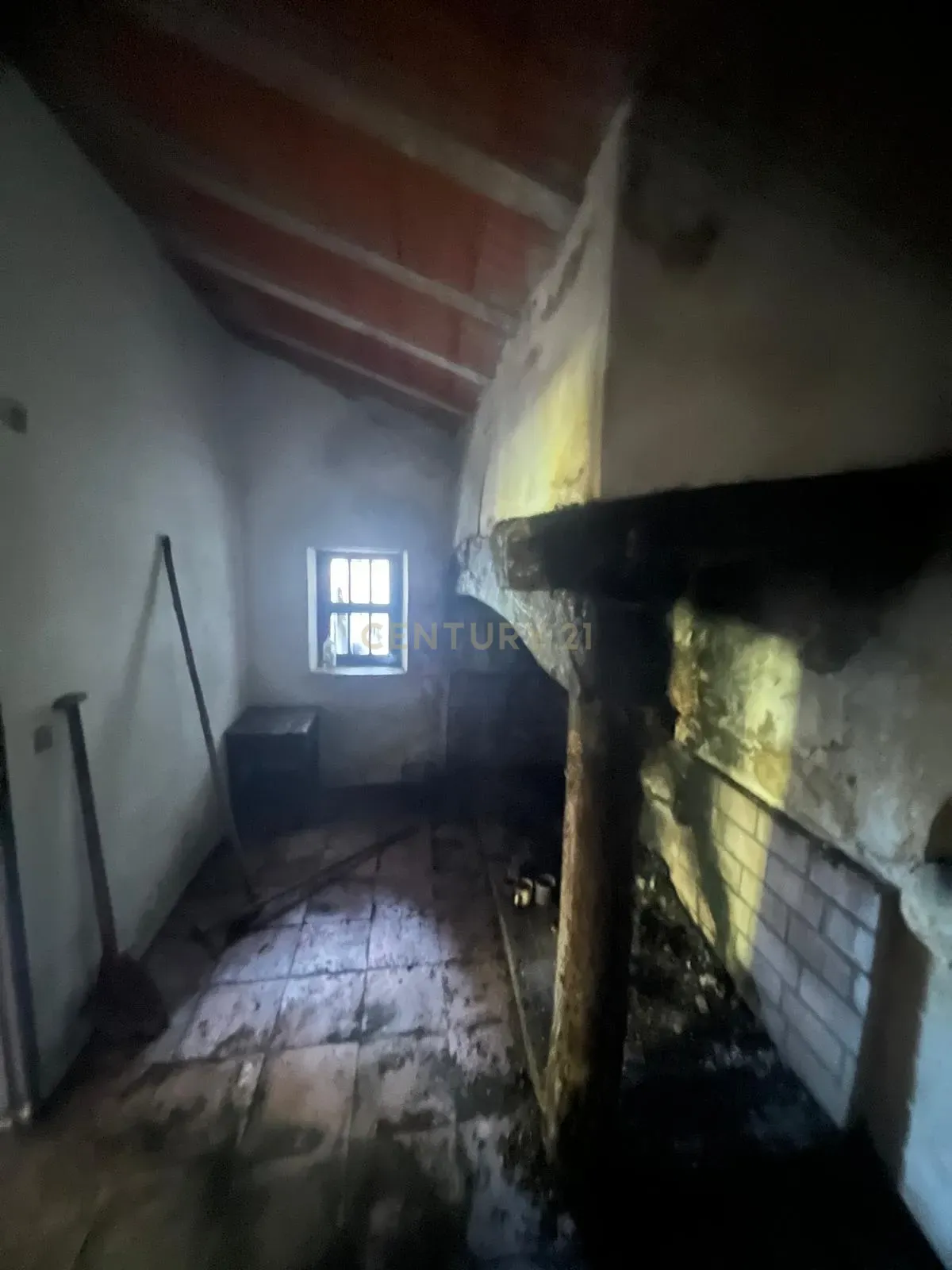Fotografia 8 de Moradia com terreno até à ribeira, Maçãs De Dona Maria