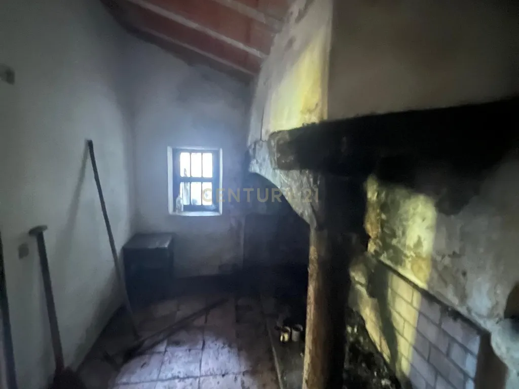 Moradia com terreno até à ribeira, Maçãs De Dona Maria - Image 8