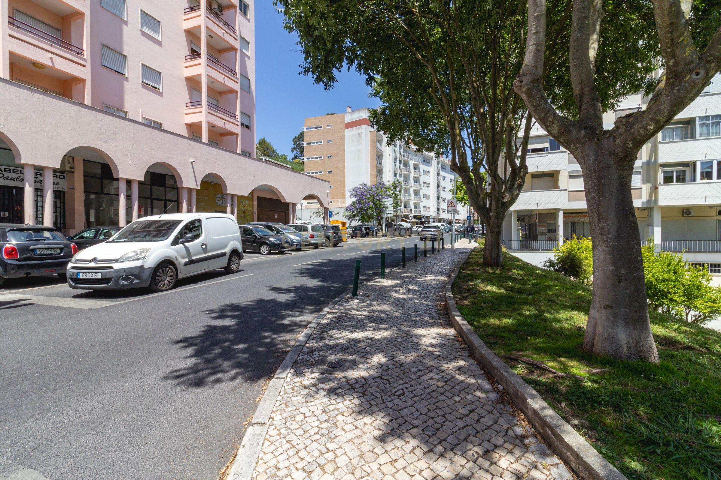 Apartamento T4 à venda em Póvoa de Santo Adrião e Olival Basto, Odivelas — foto 35