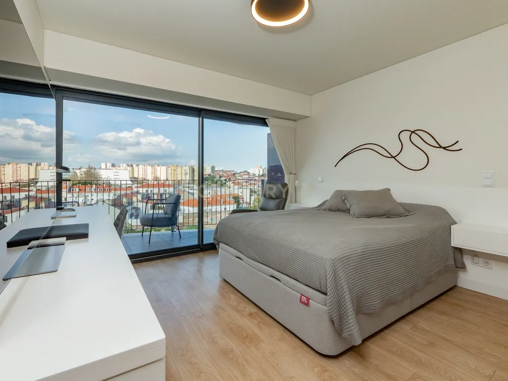 Apartamento T2 no VALRIO II junto ao Parque das Nações - Image 21