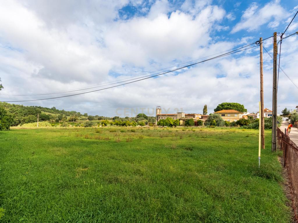 Terreno com Armazém, Moradia e Projeto pré aprovado | Excelente Oportunidade de Investimento - Image 28
