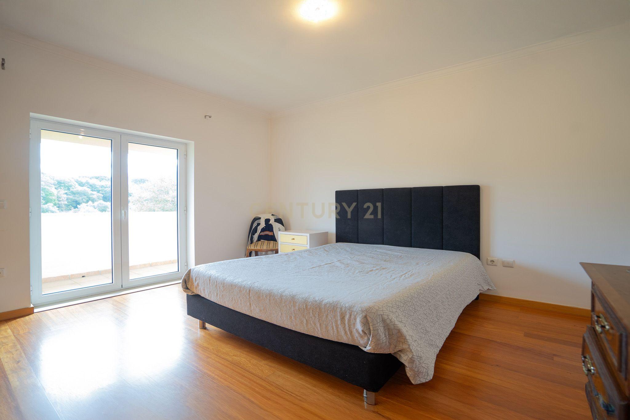 Moradia T4 - Lousã - Image 40