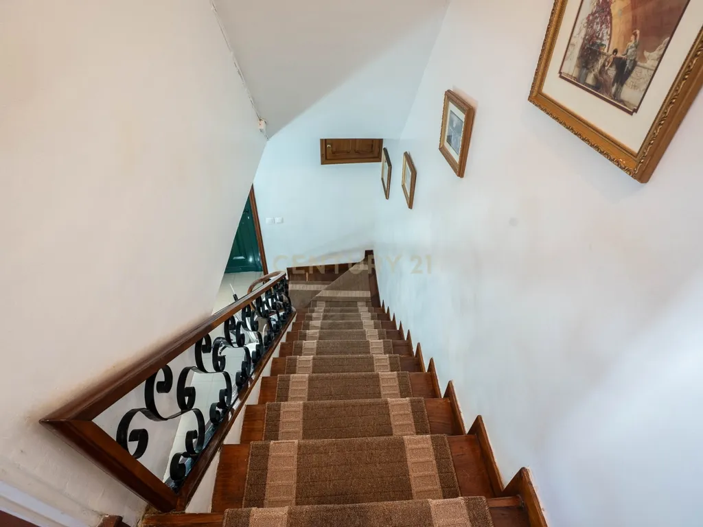 🏡 T3 com garagem na Ribeirinha – Ribeira Grande - Image 3