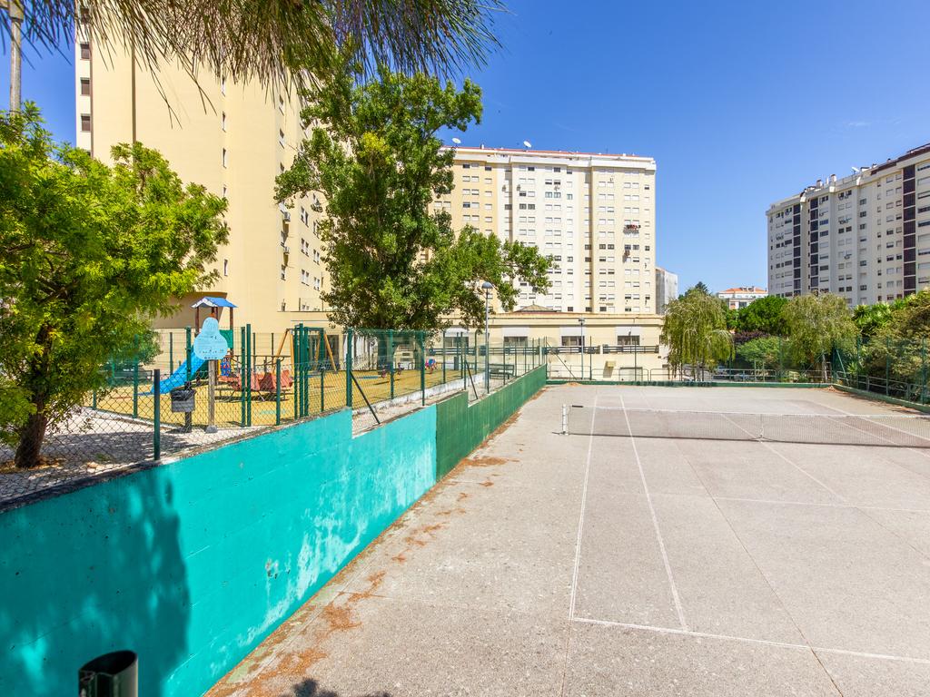 Apartamento T2 moderno com lugar de garagem, Quinta do Património (Sacavém) - Image 30