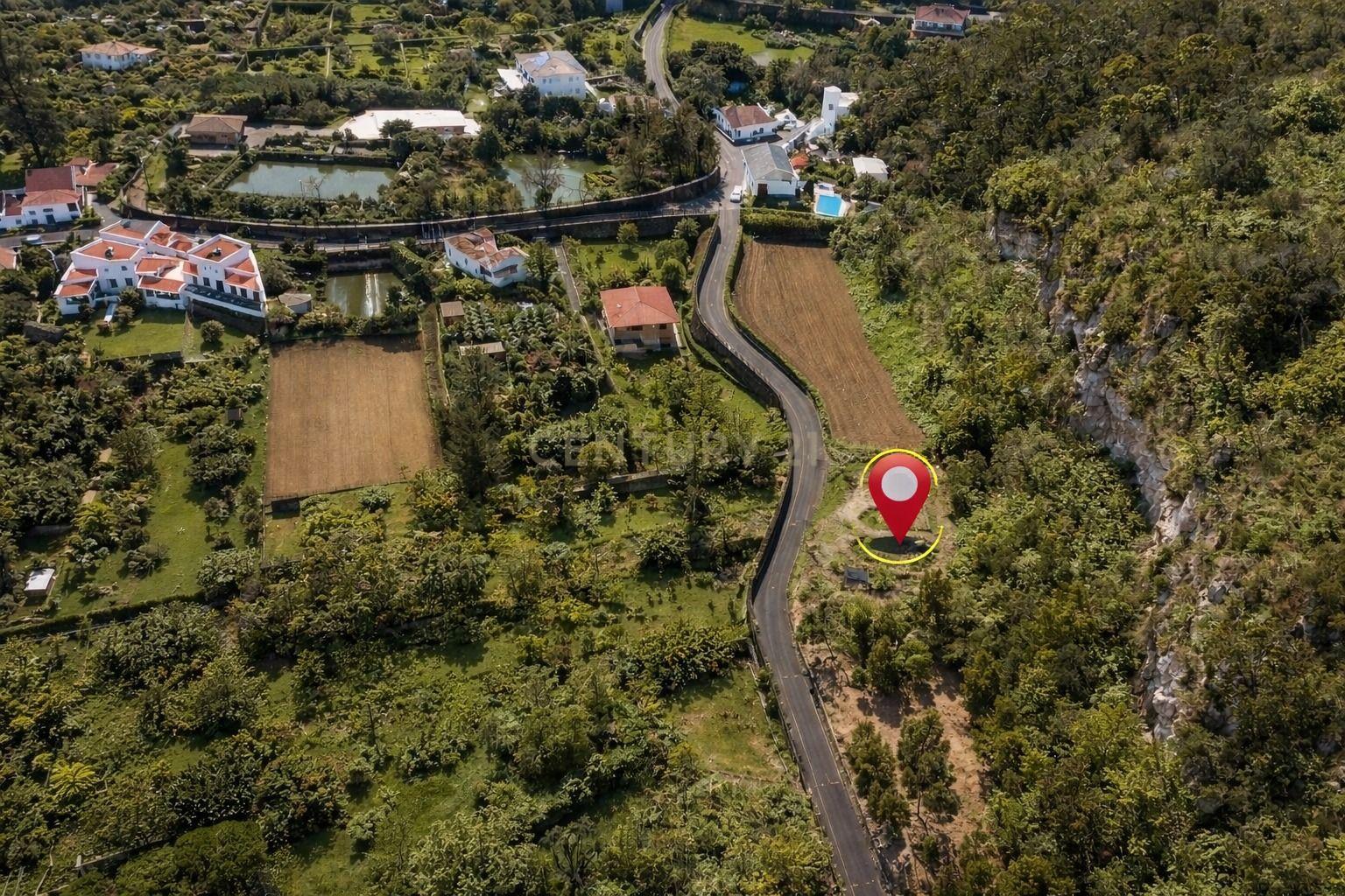 Fotografia 3 de Terreno Urbano em Caloura – Água de Pau