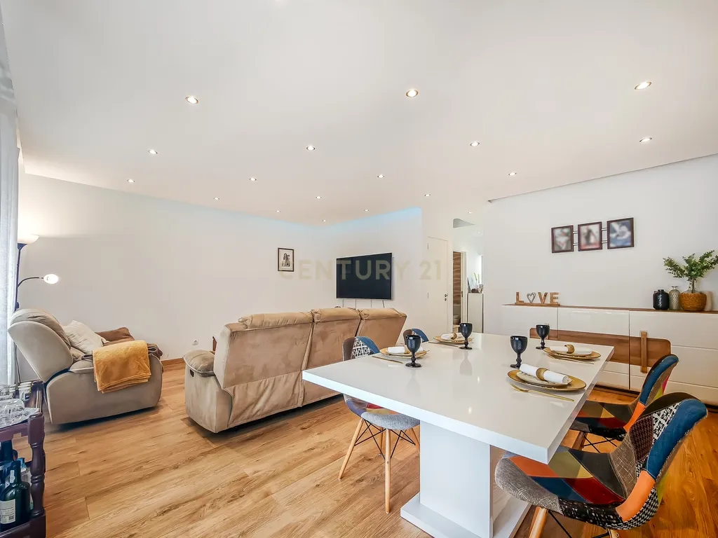 🏡 Moradia T3 Totalmente Remodelada em Camarate, Loures | O Espaço de uma Casa ao Preço de um Apartamento! - Image 5