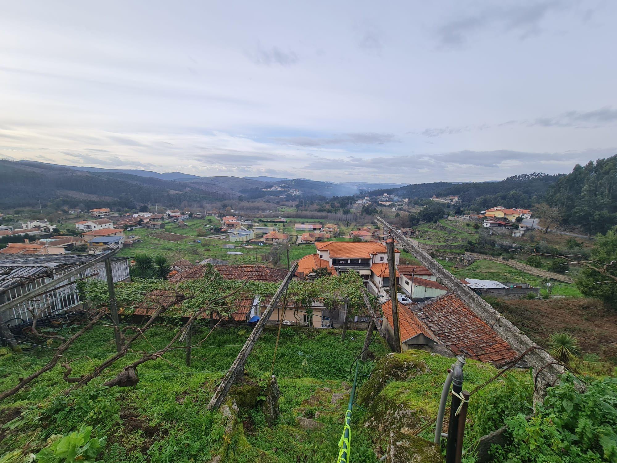 Fotografia 8 de TERRENO RÚSTICO, PENAFIEL, CAPELA (apenas venda conjunta com a referência C0188-01895)