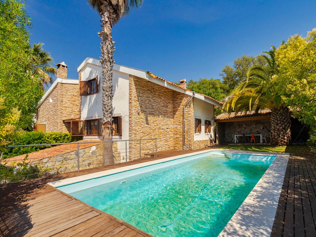 Moradia T4 Exclusiva com Piscina | Vista Serra da Arrábida | Setúbal - Image 34