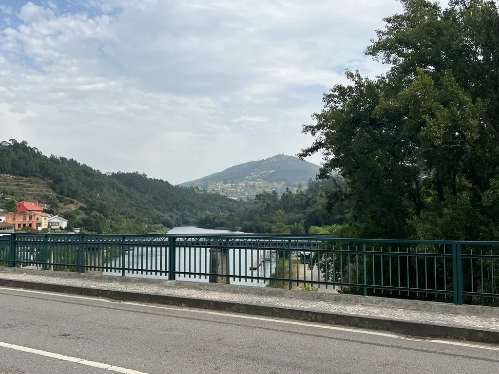 Terreno para Construção com Projeto Turístico e Vista Rio Douro – Castelo de Paiva - Image 17