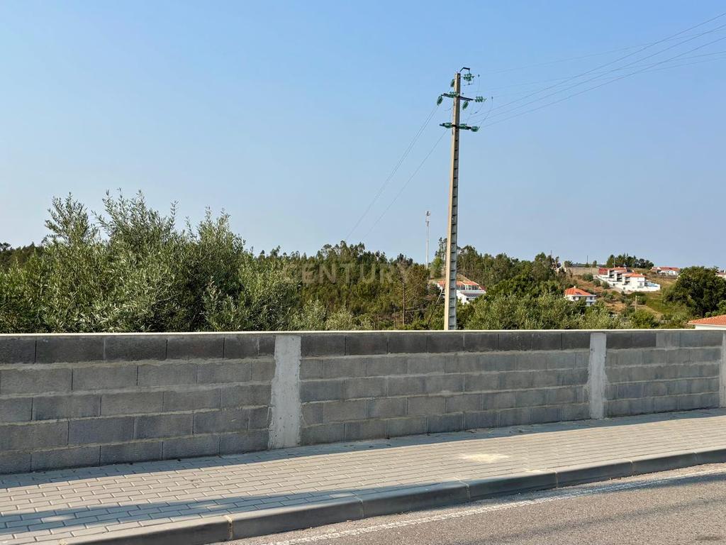 Terreno - Excelente Localização - 2180m2 - Arrabal, Leiria - Image 9