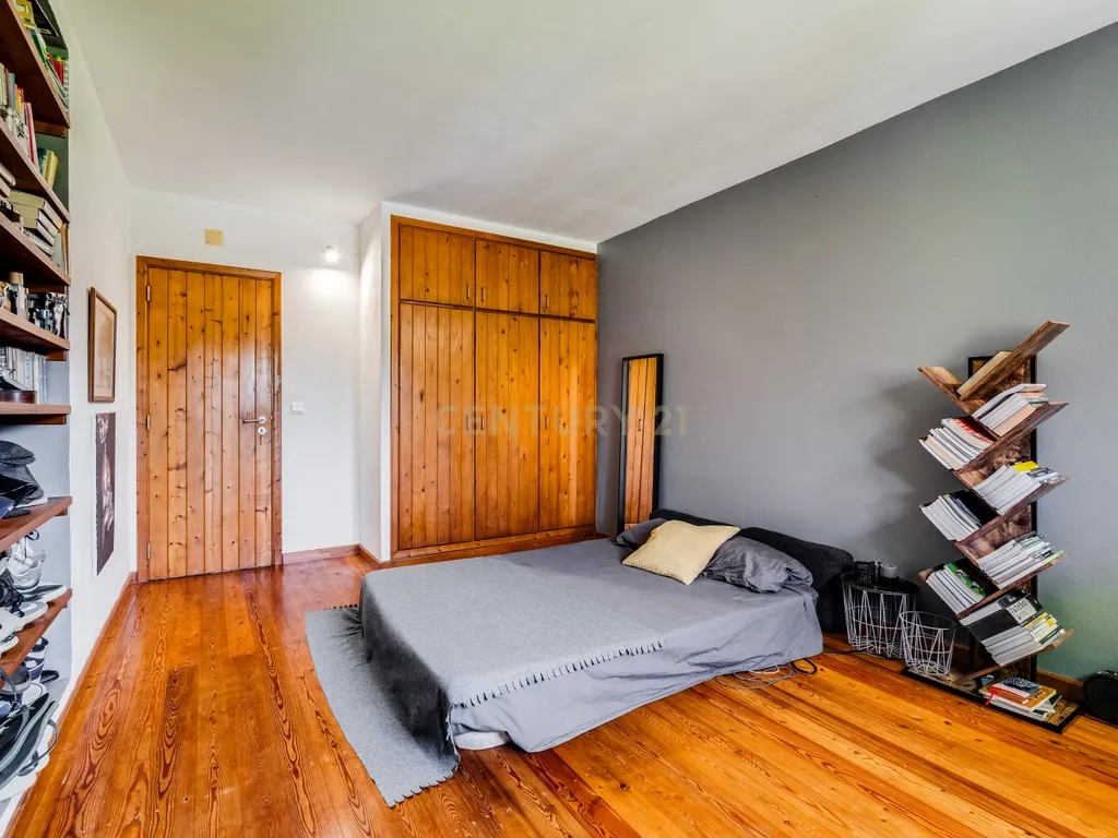 Moradia na Costa Alentejana de 4 Quartos e Arquitetura Tradicional com Piscina e Jardim – Odemira - Image 22