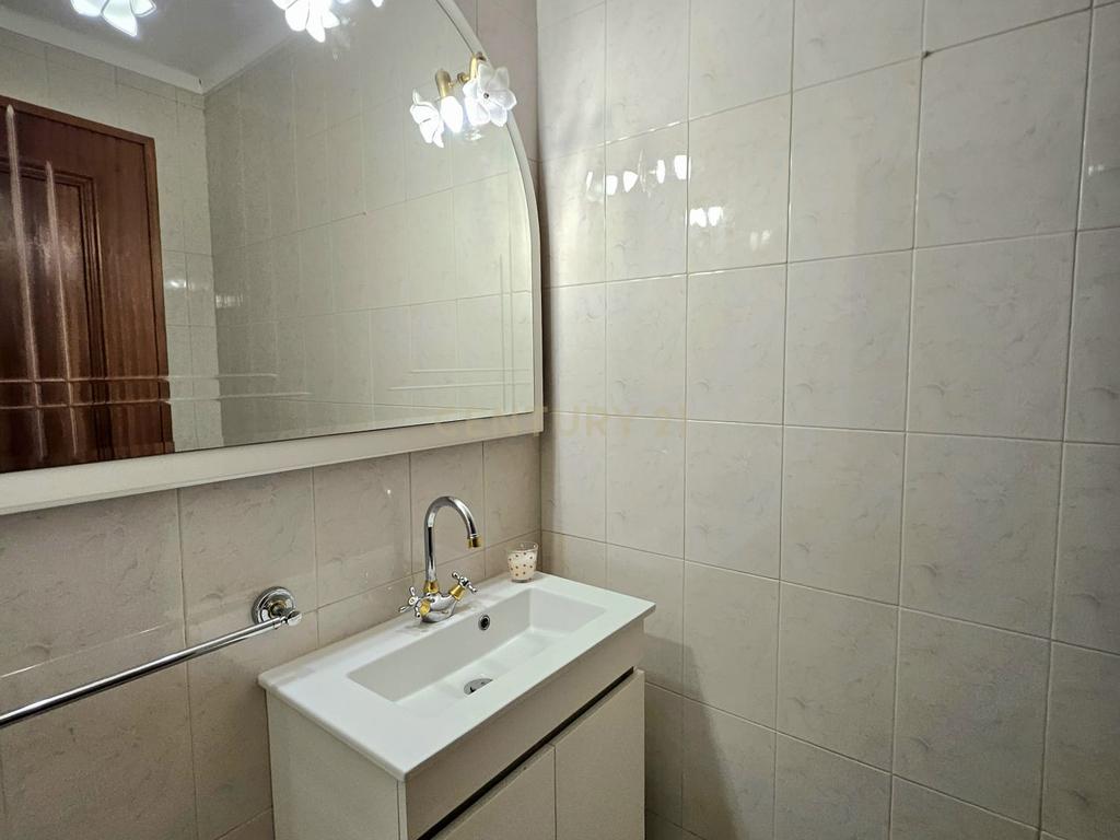 🏡 APARTAMENTO T4 NO CENTRO DE AVEIRO | GARAGEM FECHADA PARA 2 CARROS - Image 12