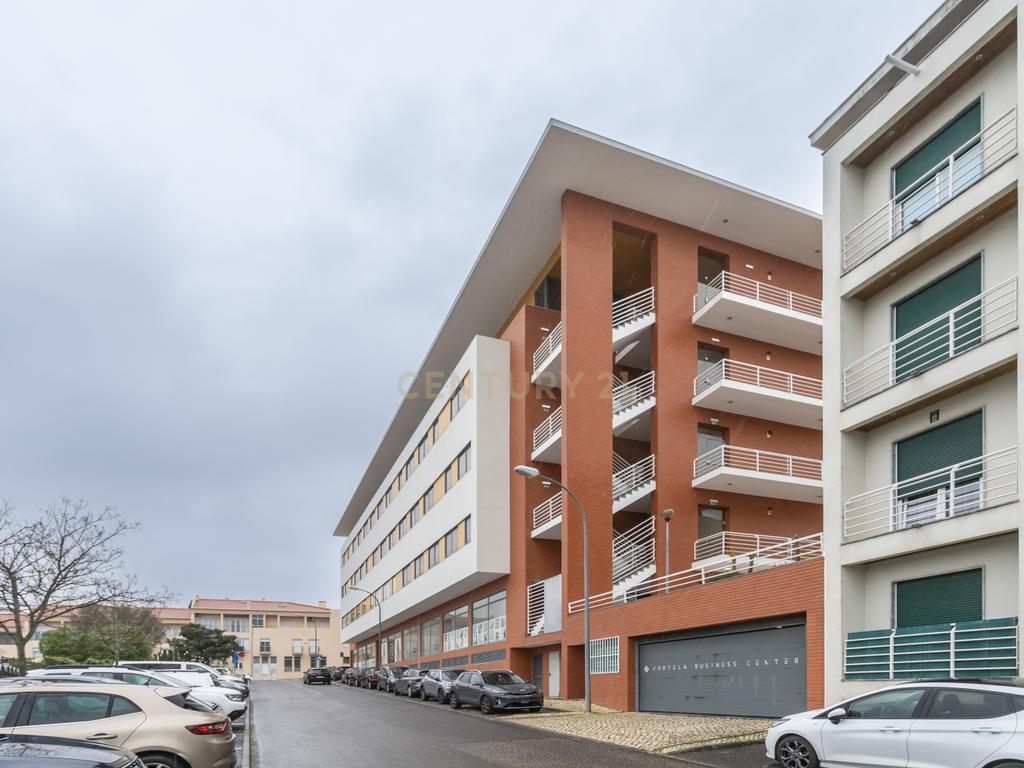 Loja 246m2 - Sleep Shop - Image 1