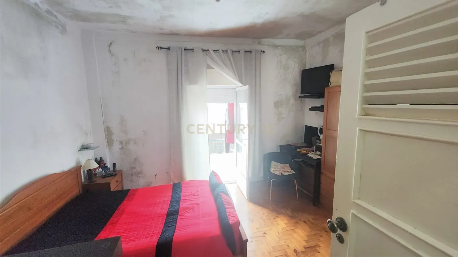 Apartamento T3 Azinhaga da Torrinha – Ameixoeira (Santa Clara) - Image 7