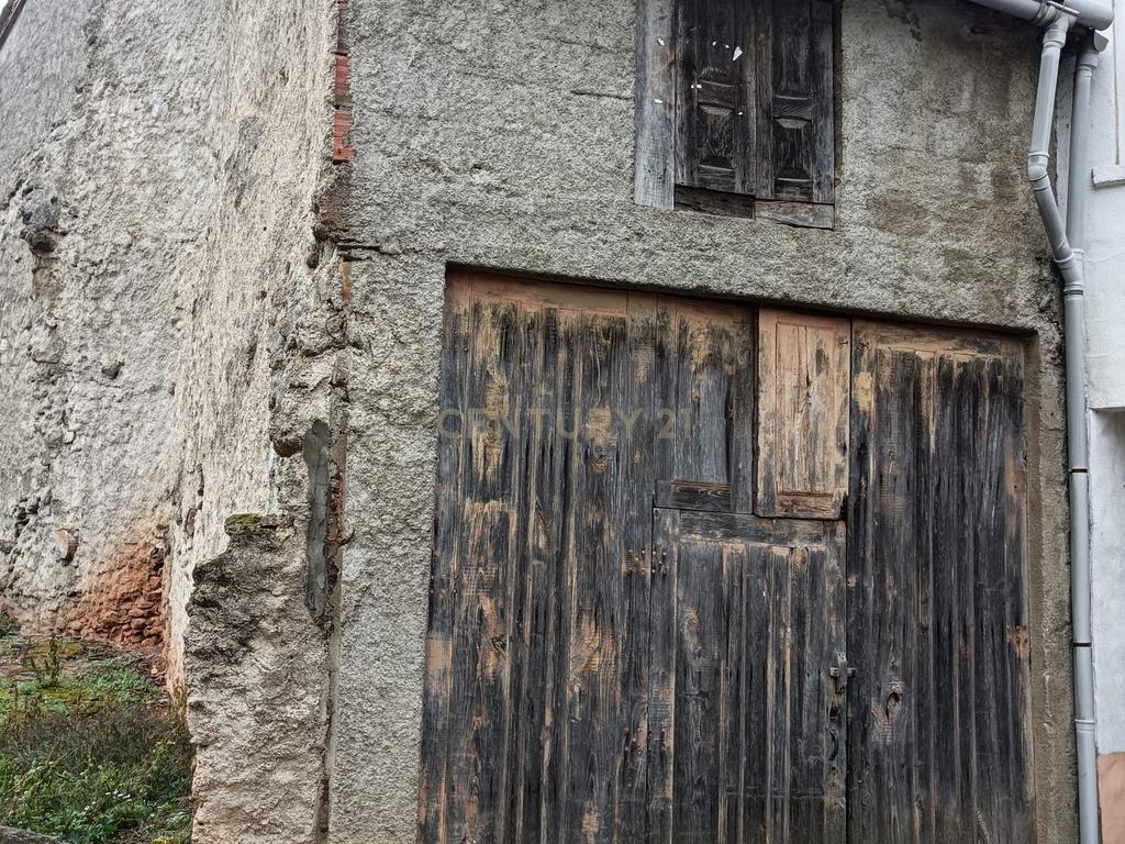 Moradia para Reabilitar - França, Bragança - Image 7