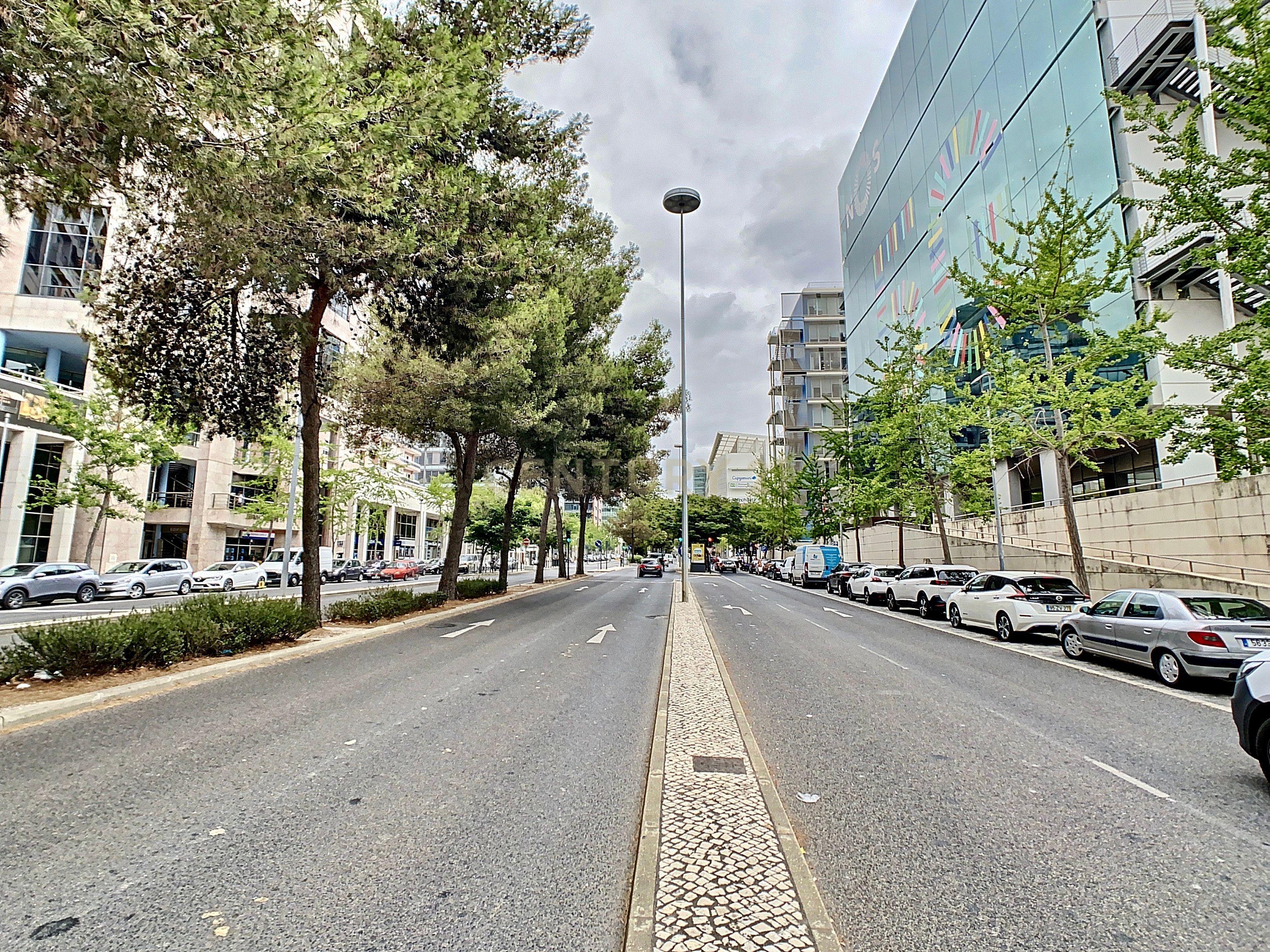 Fotografia 7 de Escritório com 154m2 - Edifício D. João II - Parque das Nações - Lisboa