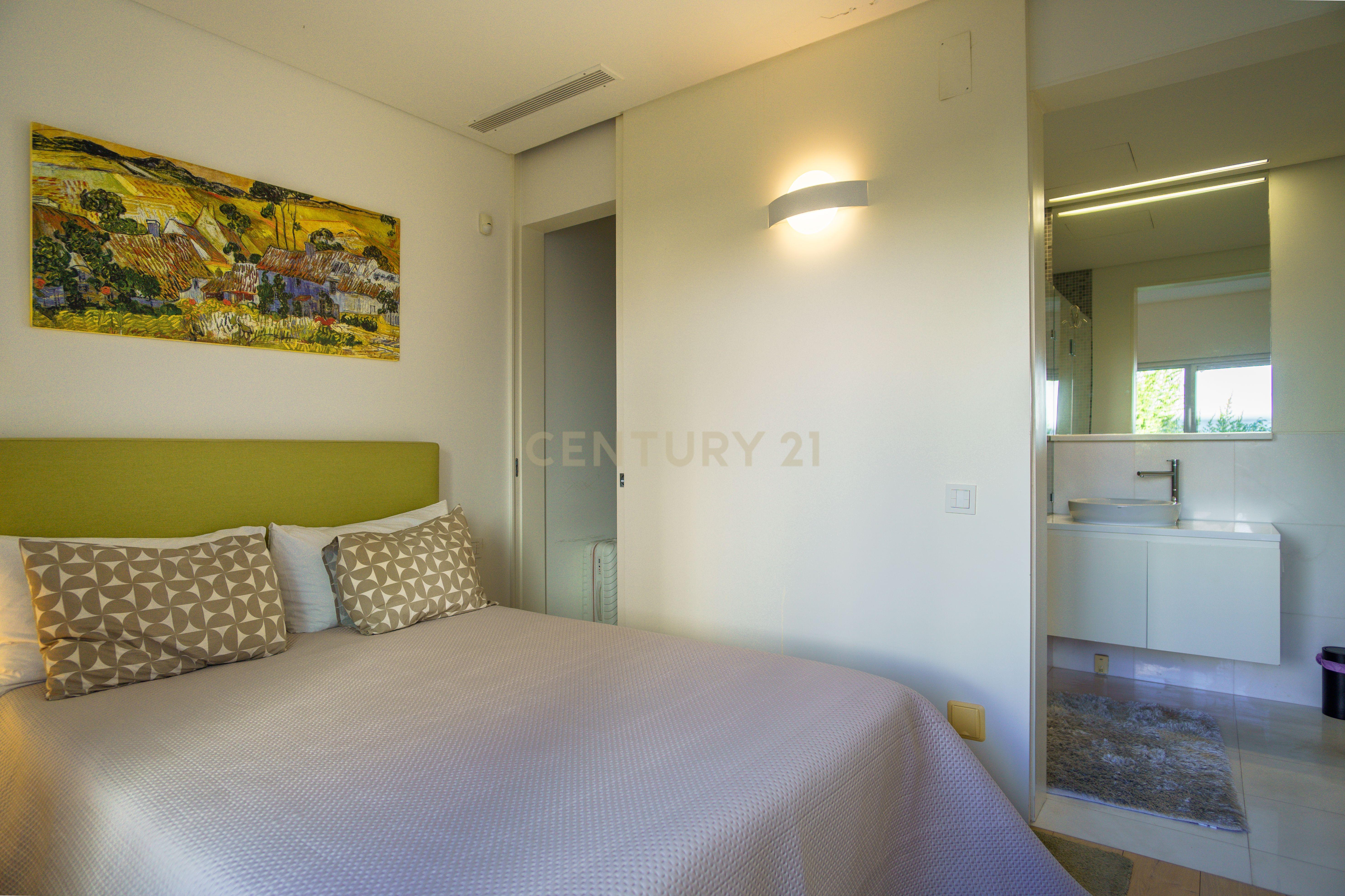 Fotografia 11 de Apartamento T1 na Avenida Praia da Vitória, Saldanha