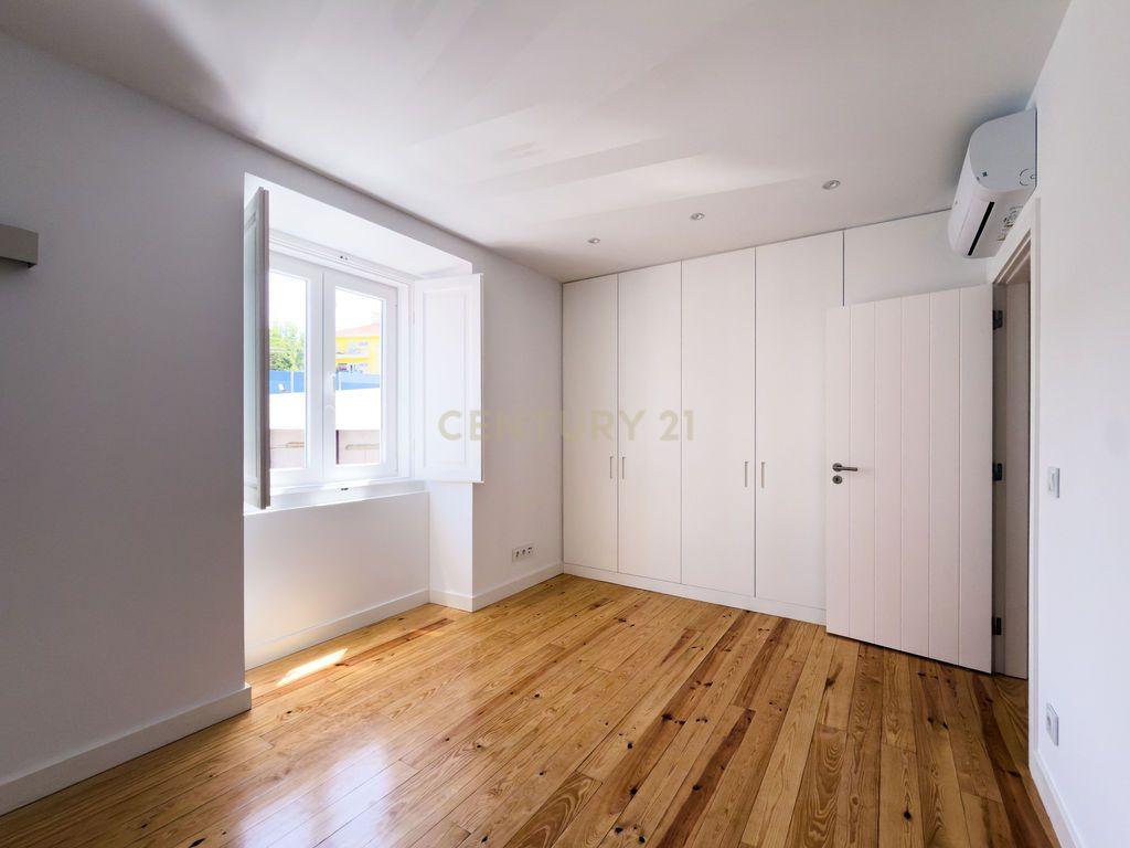 Apartamento T3 à venda em Mina de Água, Amadora — foto 22
