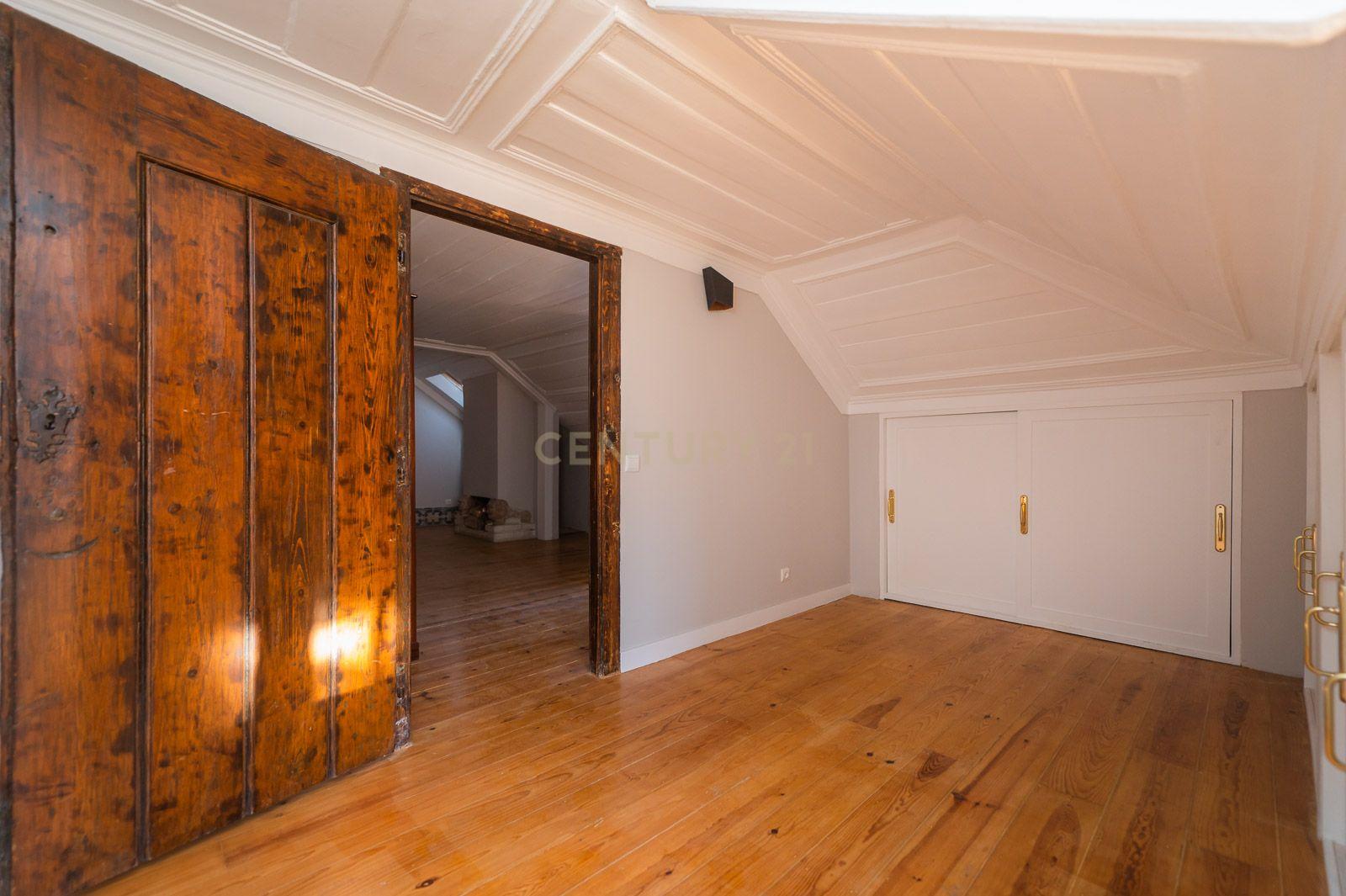 Fotografia 9 de Excelente Apartamento T2 | Janelas Verdes
