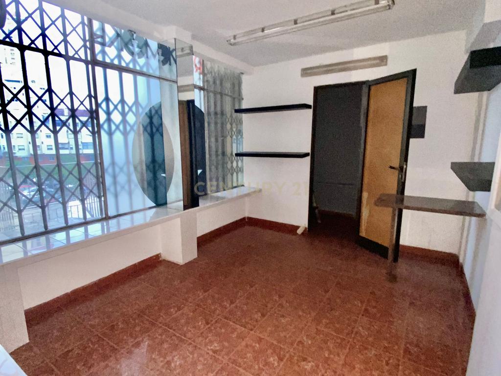 Loja para venda na Reboleira - Image 8
