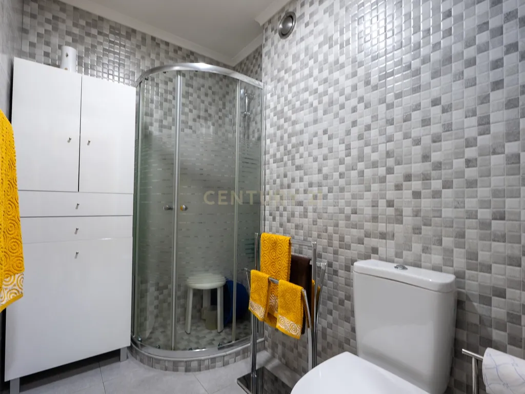 Apartamento de tipologia T2, totalmente renovado, localizado em Santo António dos Cavaleiros – Loures. - Image 22