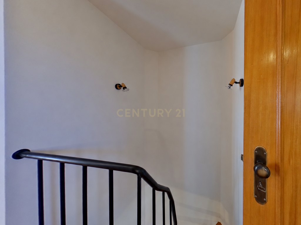T3+2 Duplex renovado no Carvalhido, Porto | 147 m² - Image 32