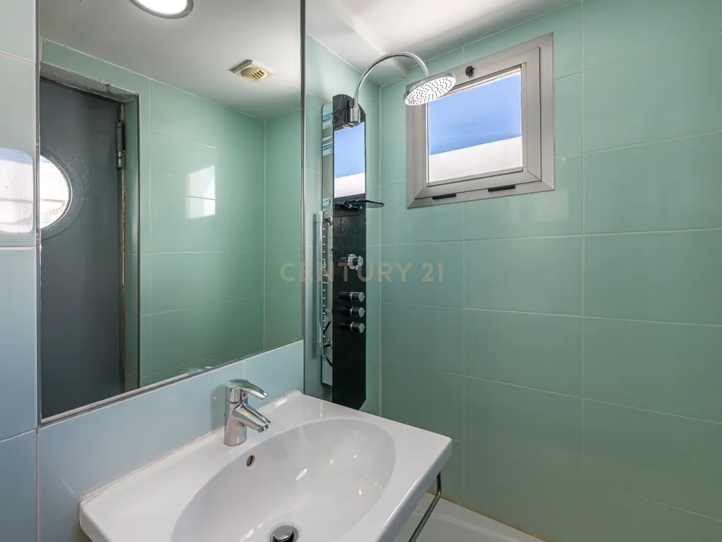 Exclusivo triplex de luxo com solário e jacuzzi em La Cala de Mijas - Image 34