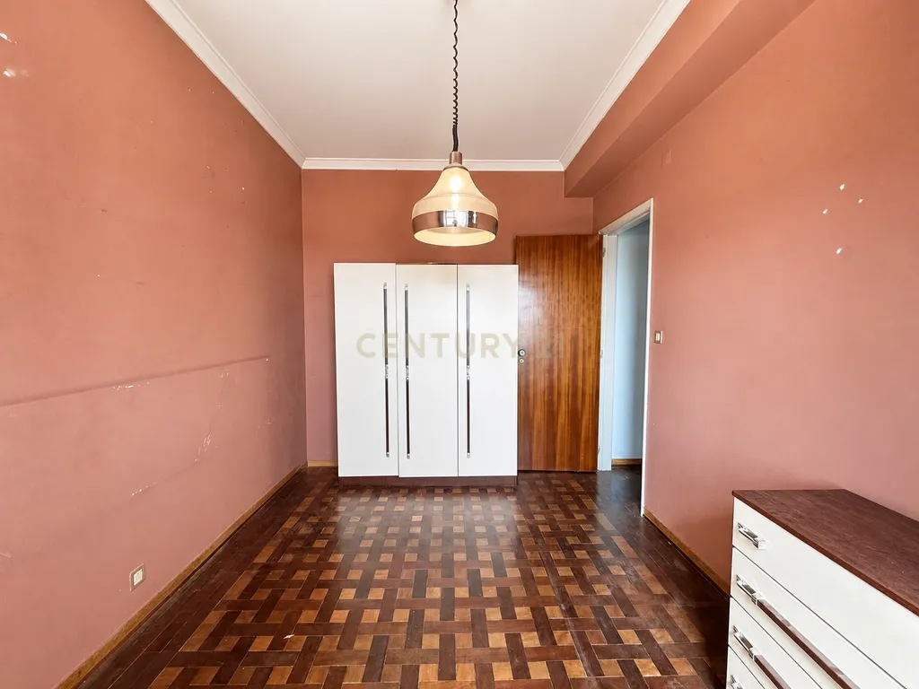 Apartamento T2 em Sacavém para Venda - Image 15