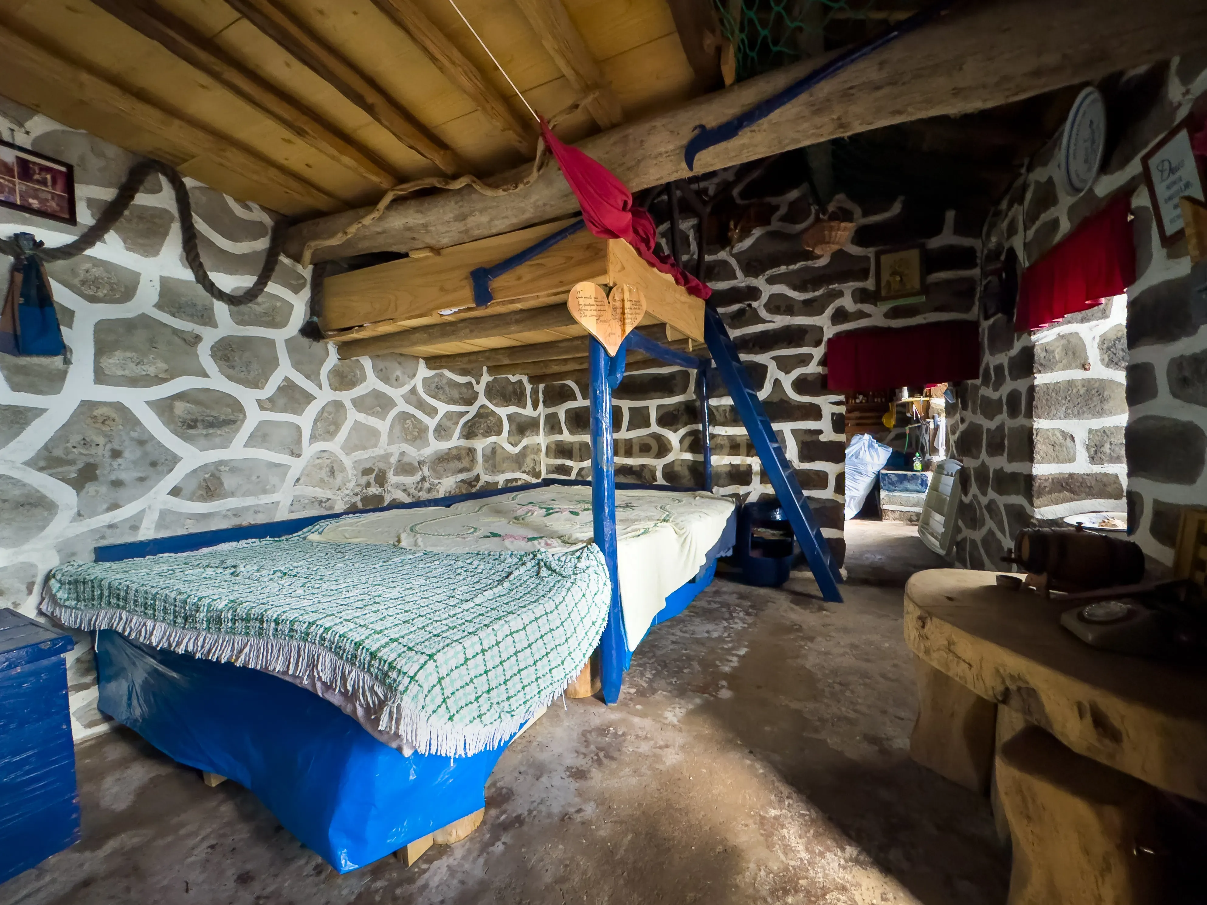 Imóvel Histórico na Fajã do Araújo – Uma das Casas Mais Antigas do Nordeste - Image 5
