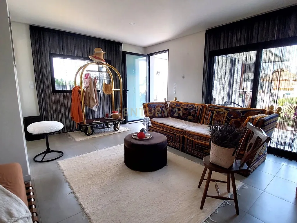 Oasis Coco Beach Villa - Moradia de Luxo Isolada T3 + 1 com Guest House e Piscina, lote 1,368 m² – Urbanização Vila Alegre, Fernão Ferro - Image 49