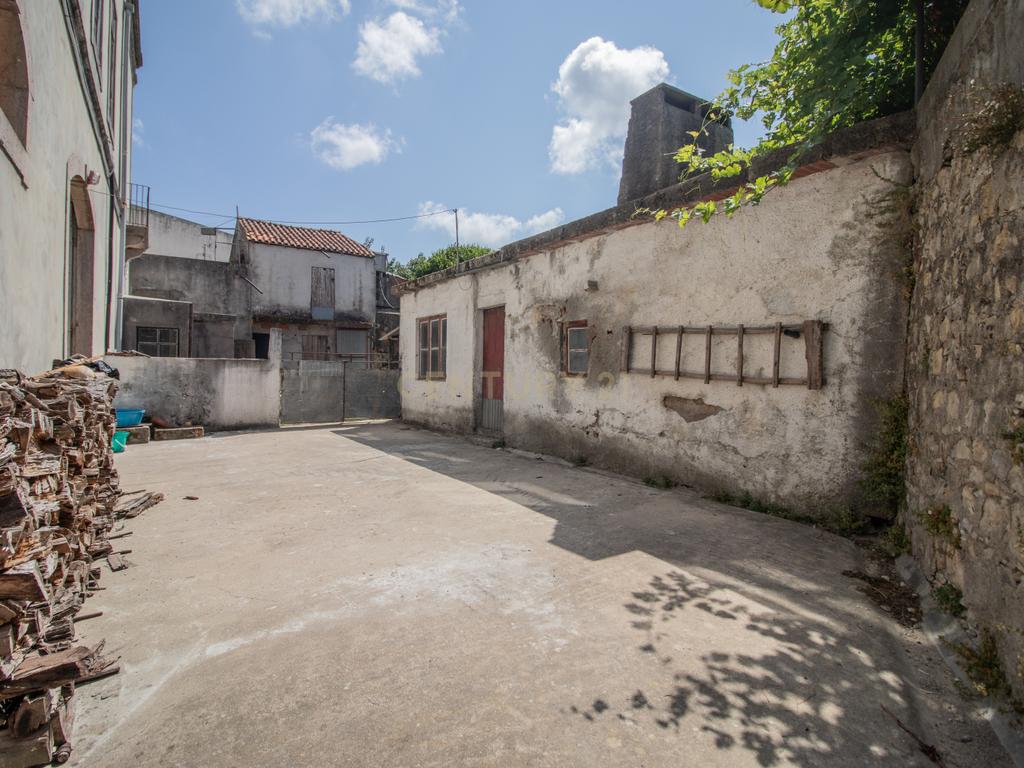 Casa Senhorial Centenária - Image 40