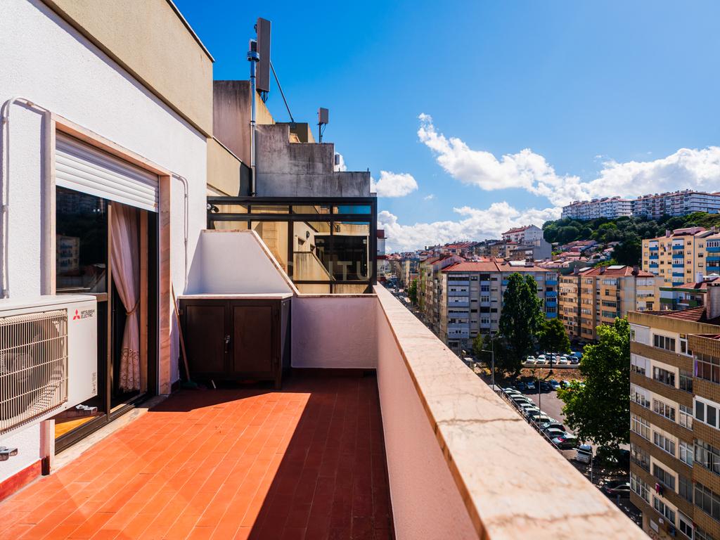 Apartamento T0, com Terraço, Agualva Cacém - Image 16