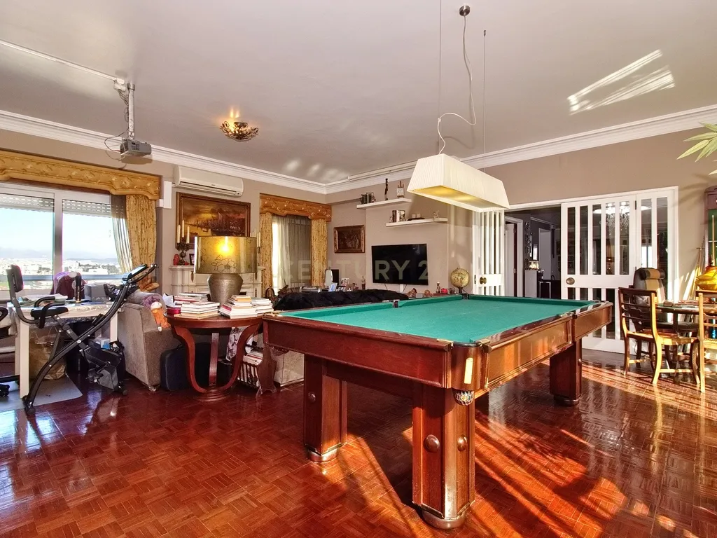 Apartamento T6 com Terraço e Vista 360º em Campolide - 314m² - Image 7