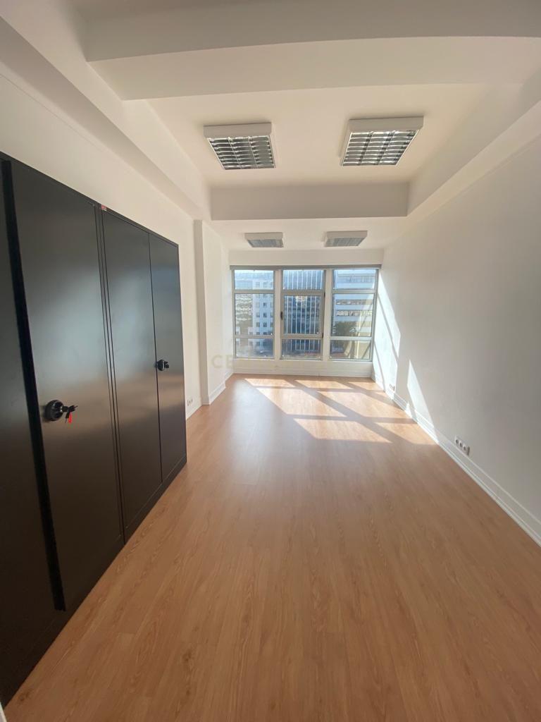 Fotografia 10 de Esplêndido Escritório na Av da Liberdade , Lisboa - 300m²
