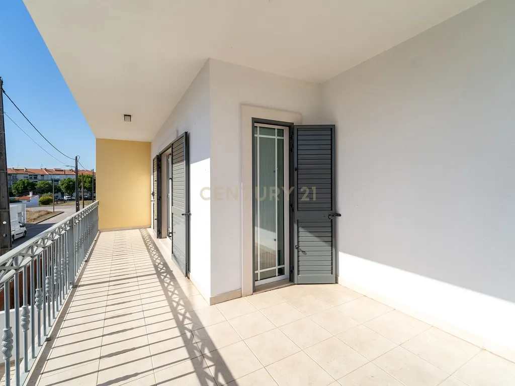 Moradia T3 na Moita - Image 17