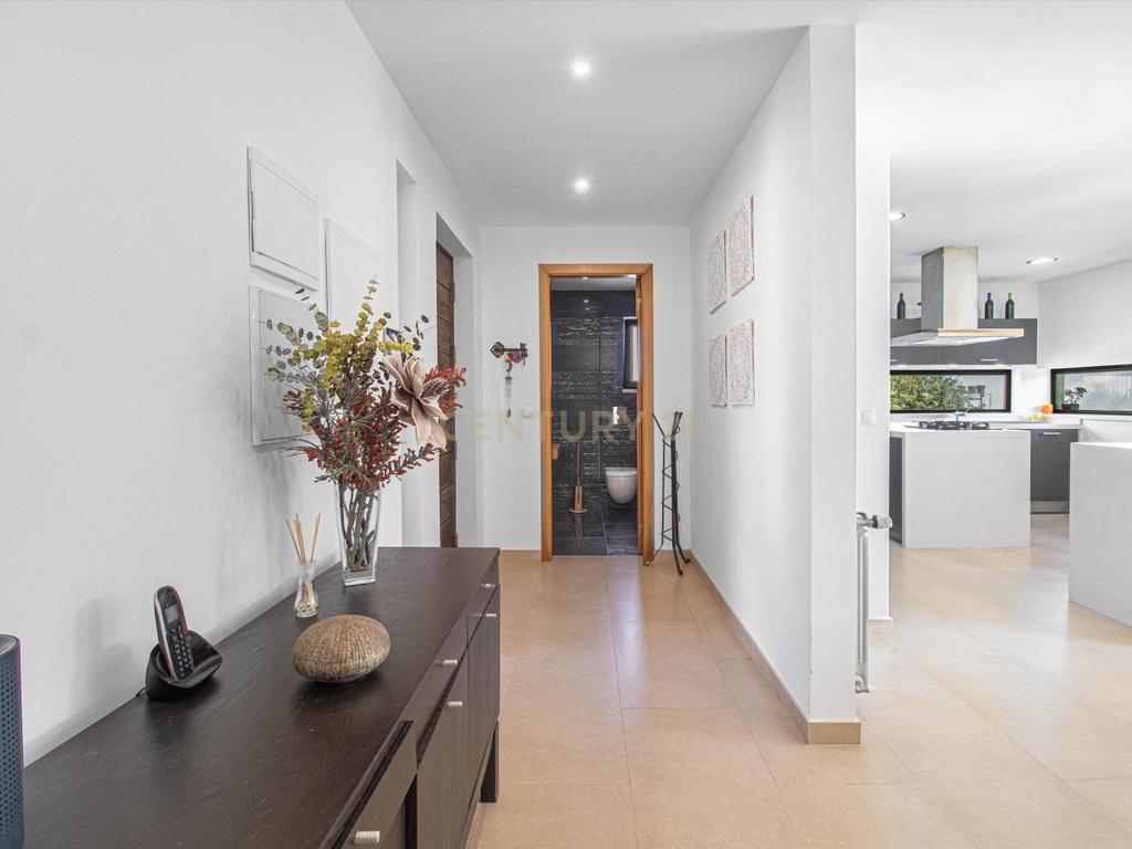 Moradia Isolada T4 291m2 em Lote de 1050 m2 em Mucifal, Colares, Sintra - Image 21