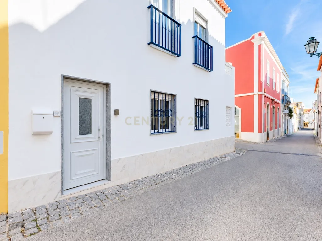 Guest House - Oportunidade de negócio no centro histórico de Lagos - Image 41
